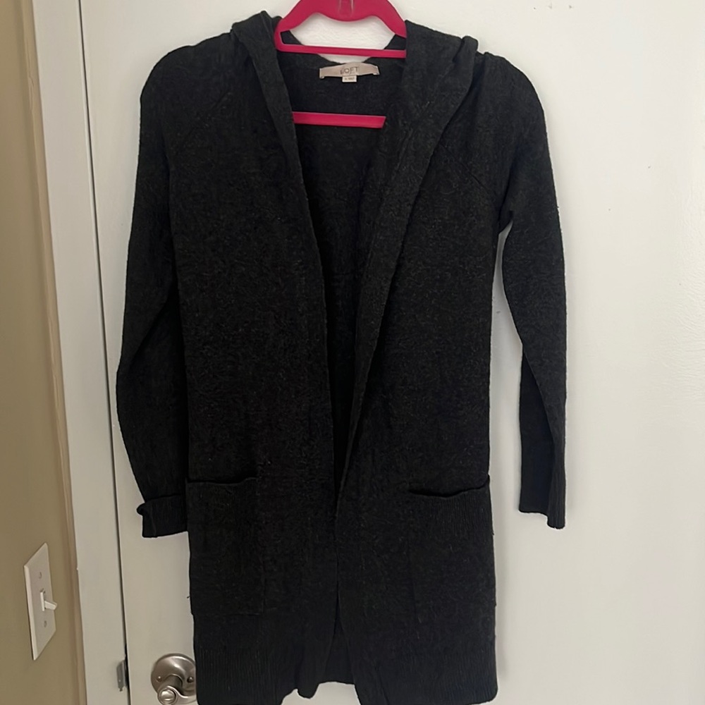 LOFT Gray long sleeve cardigan with hood